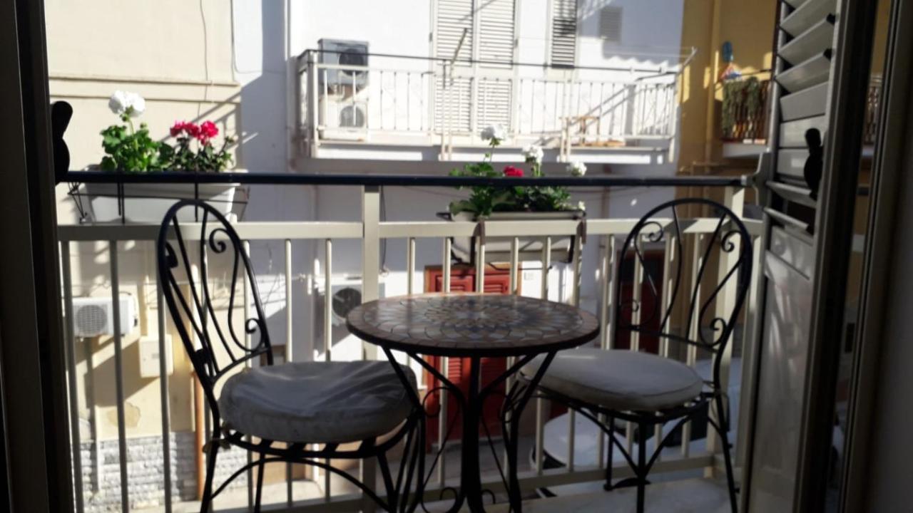 Casa Vacanze Chiara Terrasini Zewnętrze zdjęcie