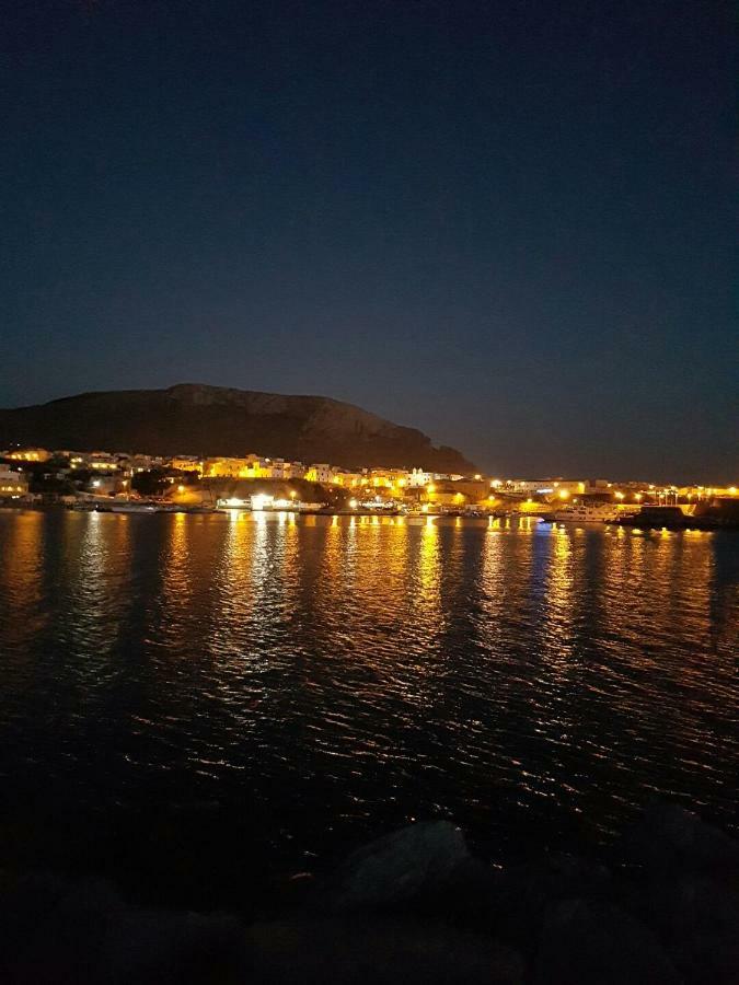 Casa Vacanze Chiara Terrasini Zewnętrze zdjęcie