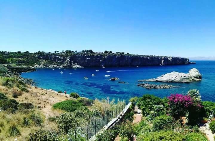 Casa Vacanze Chiara Terrasini Zewnętrze zdjęcie