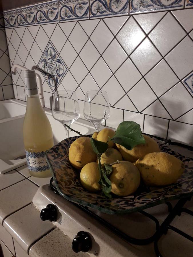 Casa Vacanze Chiara Terrasini Zewnętrze zdjęcie